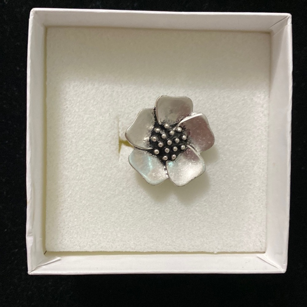 Petals Ring